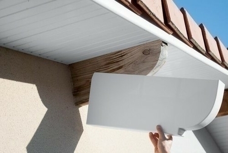 Protège panne en PVC ép.90mm haut.250mm long.600mm HT blanc - Gedimat.fr