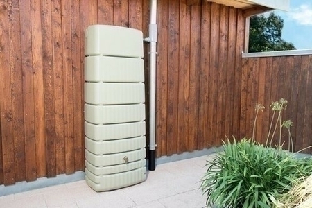 Cuve murale SLIM Long.79cm Haut.210cm Prof.50cm 650 Litres - Gedimat.fr