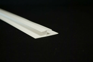 Profil PVC jonction pour lambris ép.8mm long.2,60m blanc - Gedimat.fr