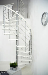 Escalier hlicodal VENEZIA acier gris marches htre laqu blanc - 160 cm - Gedimat.fr