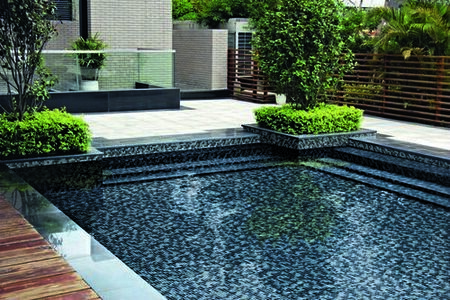 Emaux de verre de 2,5x2,5cm pour mur et piscine BLACK SCANDINAVIAN sur trame de 31,1x46,7cm coloris black - Gedimat.fr