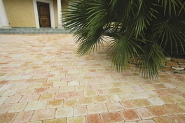 Pav FLOREAL multiformat en bton p.6cm coloris flamm - Pavs - Dallages - Revtement Sols & Murs - GEDIMAT