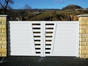 Portail battant AYOL en PVC blanc - H.1,30m - largeur entre piliers 3,56m - Portails - Barrières - Aménagements extérieurs - GEDIMAT