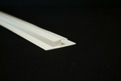 Profil PVC jonction pour lambris ép.8mm long.2,60m blanc - Moulures - Menuiserie & Aménagement - GEDIMAT