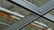 Profil porteur ULTRALINE 3500 acier blanc fond noir 8WB - 3600x14x41 - Accessoires plafonds - Isolation & Cloison - GEDIMAT