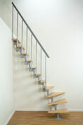 Escalier 1/4 tournant DALLAS gris perle marche en htre - Escaliers - Menuiserie & Amnagement - GEDIMAT